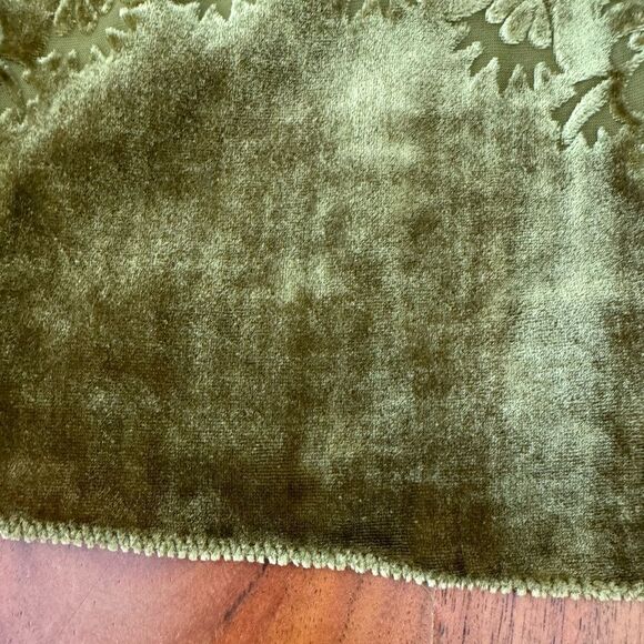 Chelsea and Violet tone on tone Olive velvet flocked fully lined  dress EUC SZ M - Picture 2 of 15
